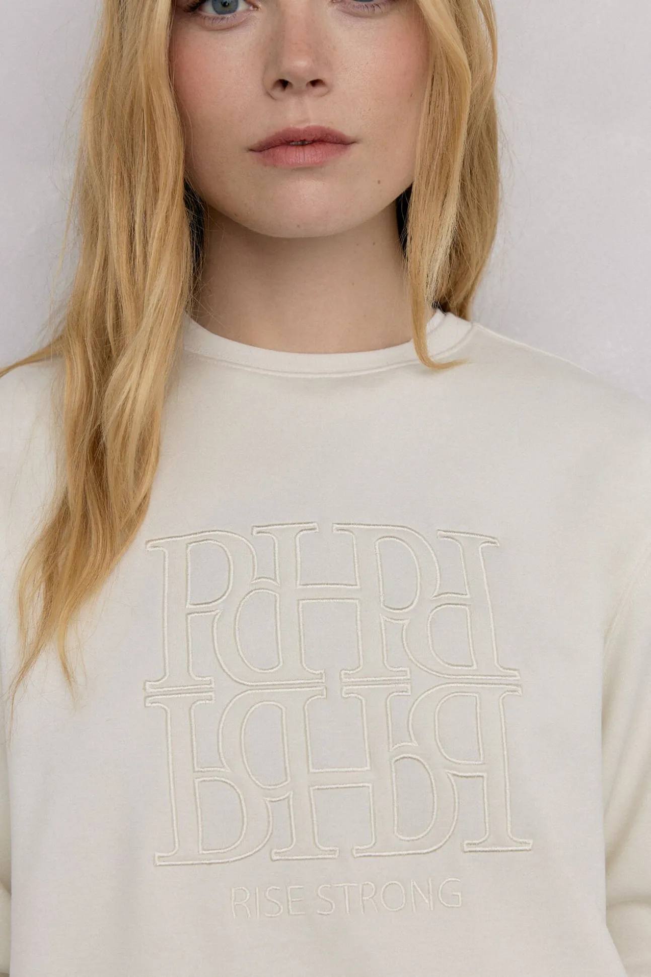 Sweatshirt com logo da PDH