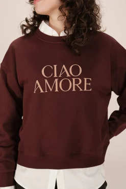 Sweatshirt com mensagem em marrom