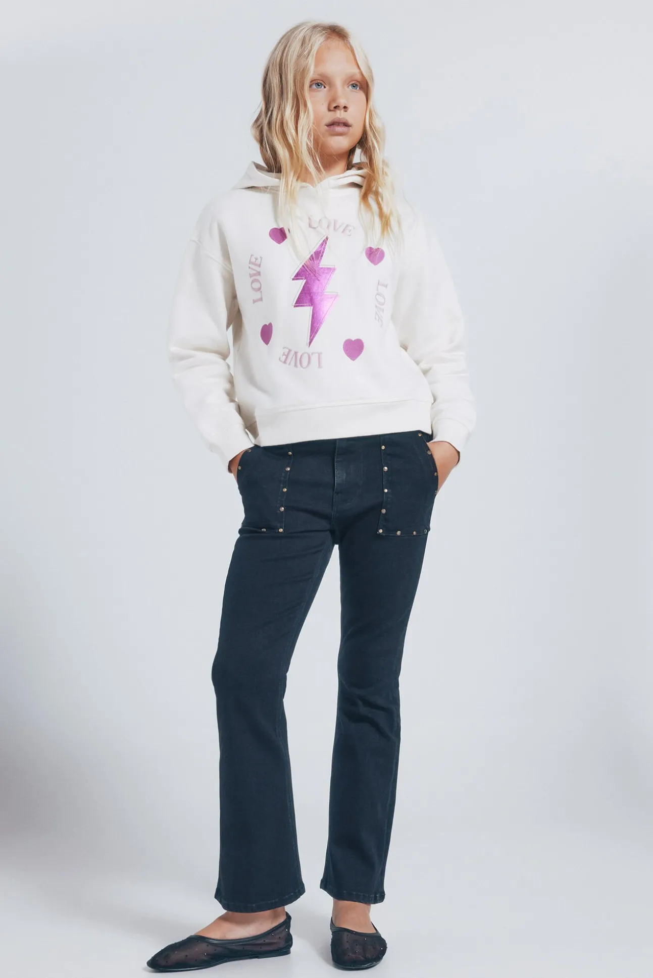 Sweatshirt com zíper para menina.
