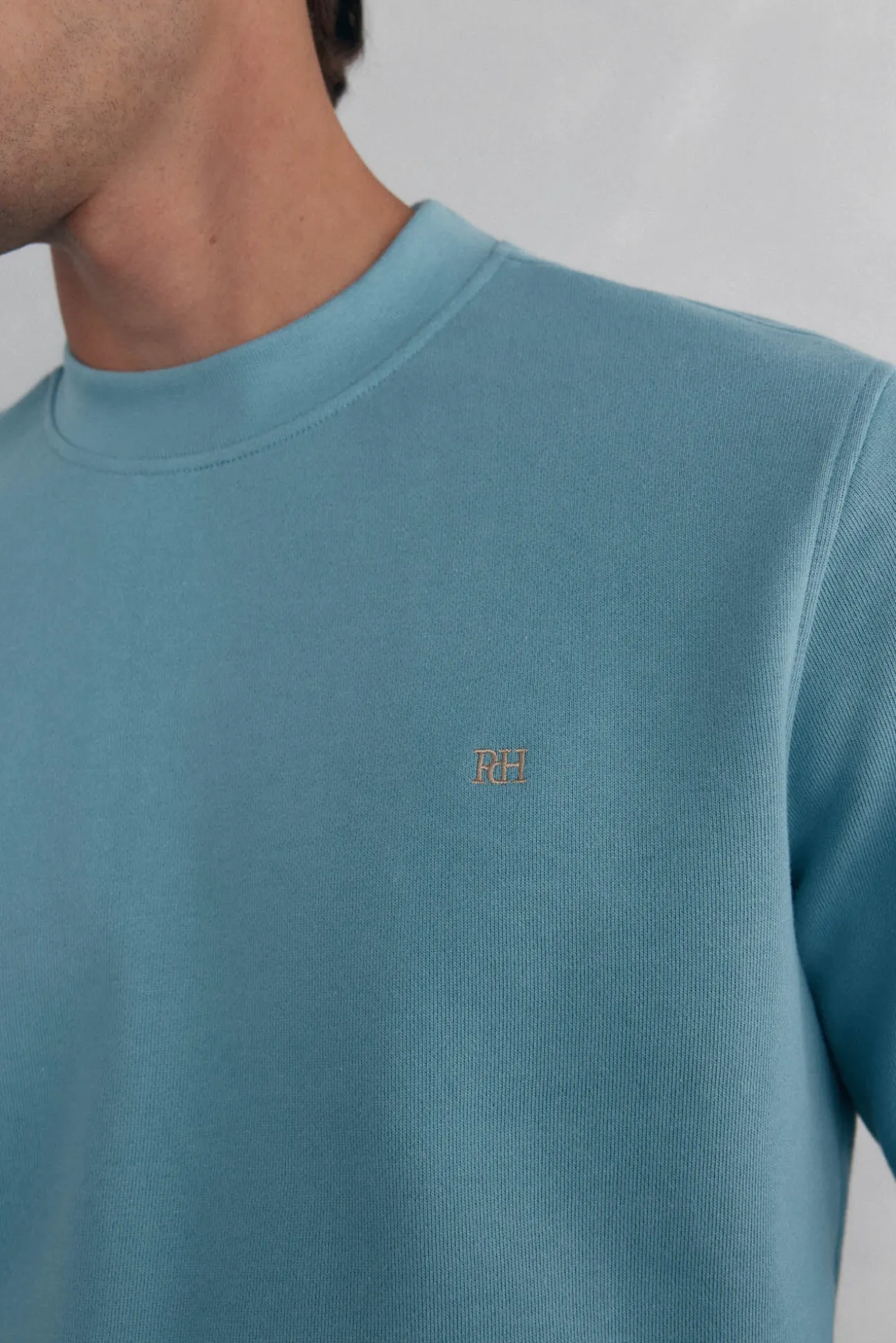 Sweatshirt gola caixa