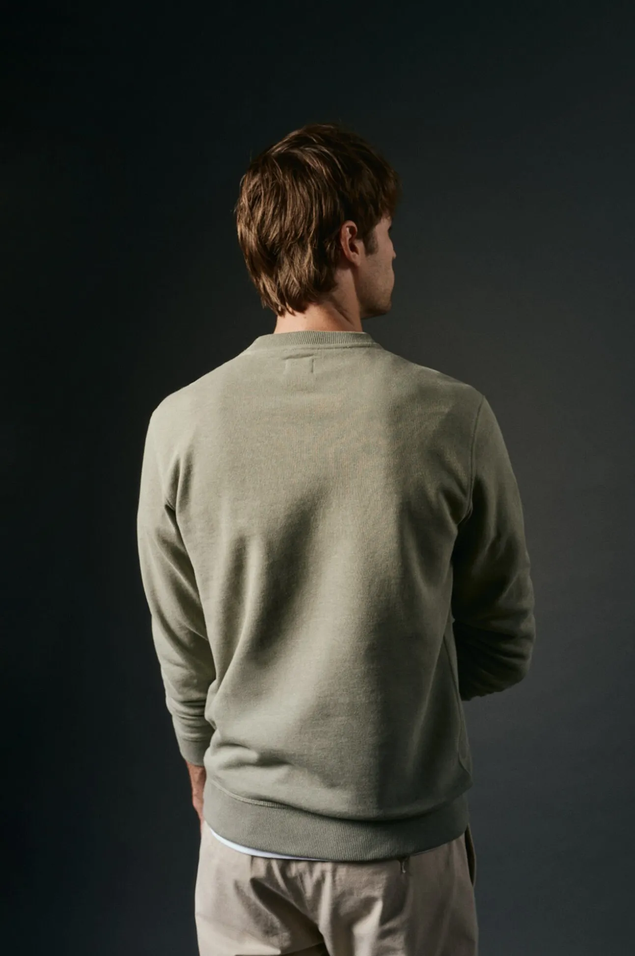 Sweatshirt logo bordado