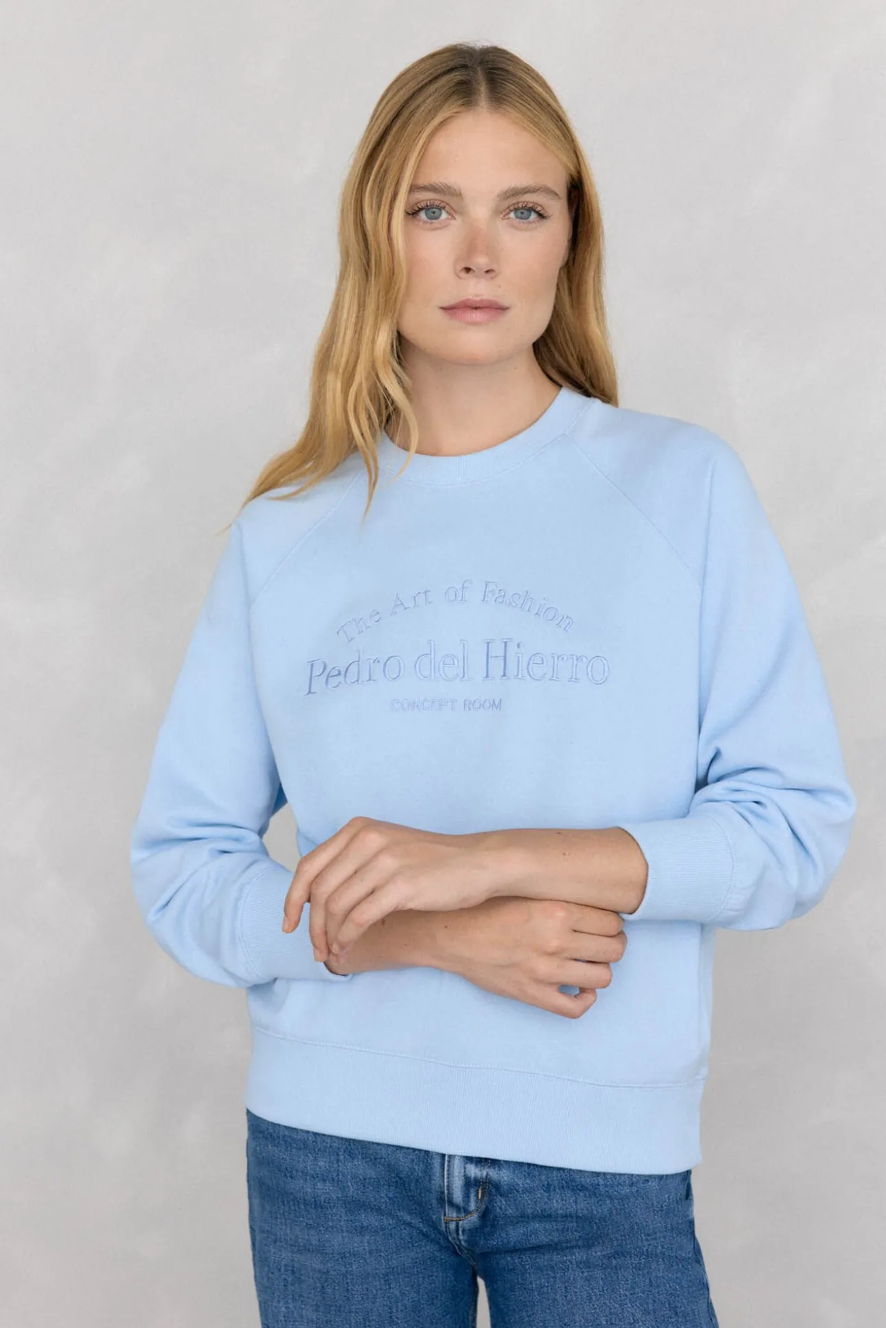 Sweatshirt logo bordado