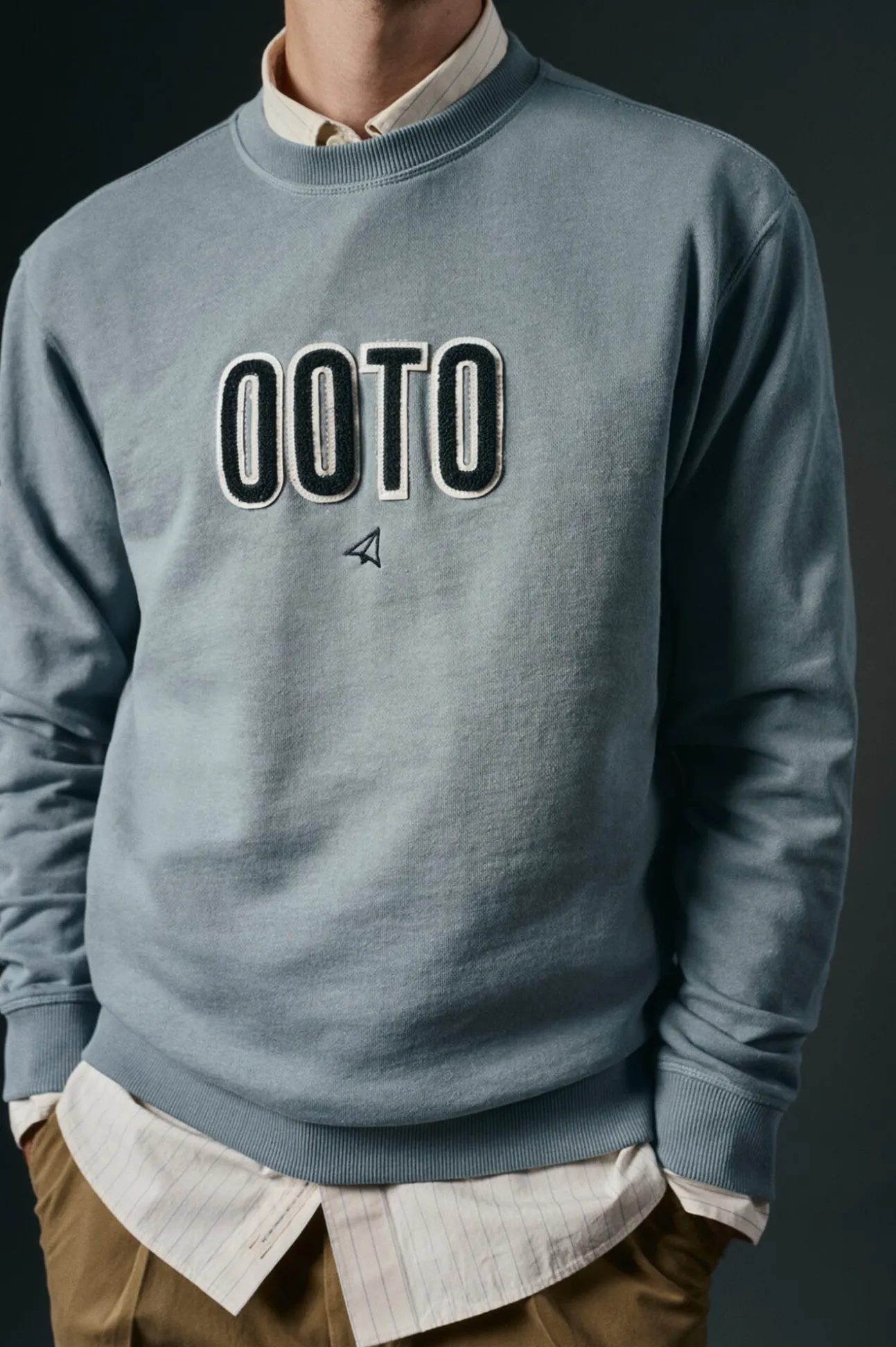 Sweatshirt logo bordado