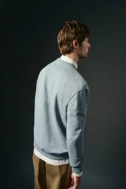 Sweatshirt logo bordado