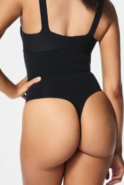 Tanga moldador alta sem costura