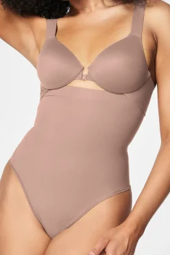 Tanga moldador alta sem costura