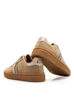 Tênis feminino modelo Cumbia