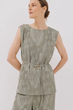 Top com fivela jacquard