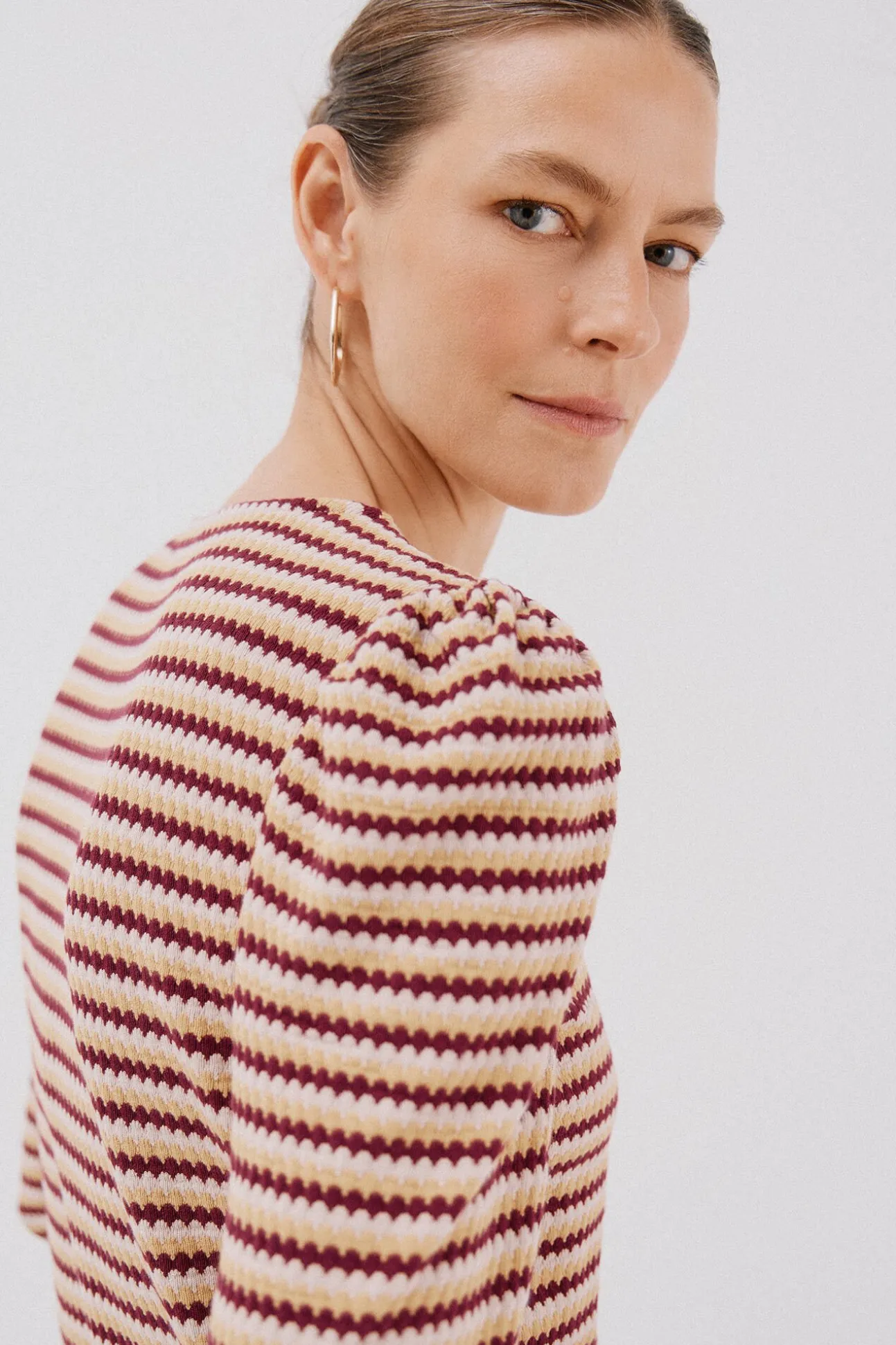 Top estruturado riscas multicolor