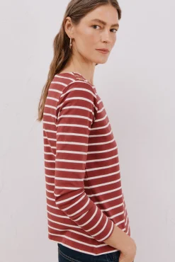 T-shirt barco botões