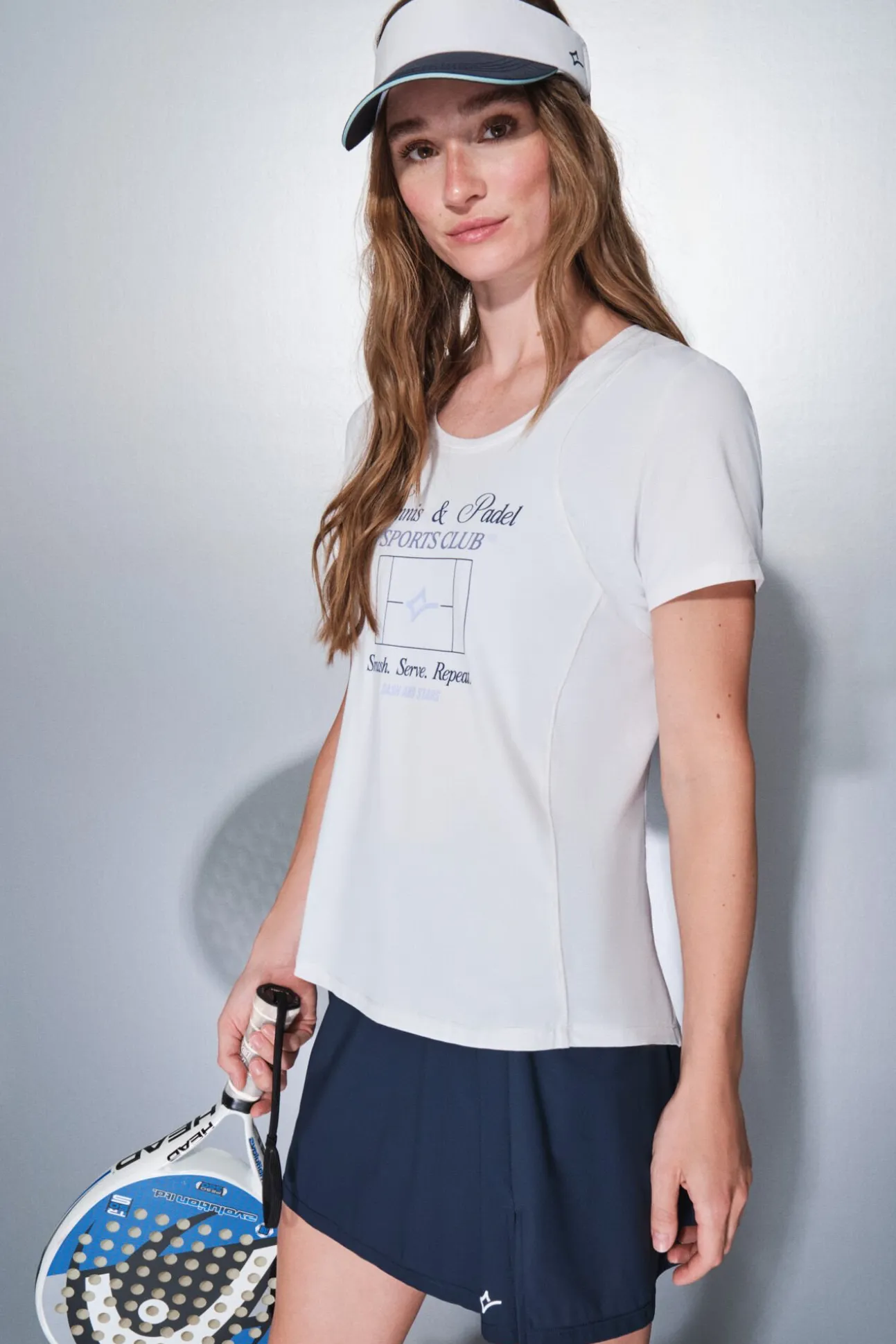 T-shirt branca de manga curta