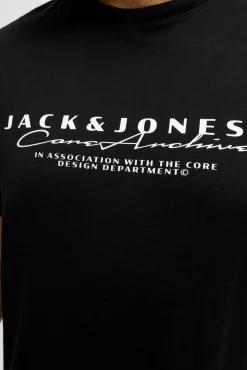 T-shirt básica com estampado frontal