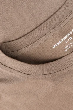 T-shirt básica com estampado