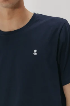 T-shirt com logo bordado