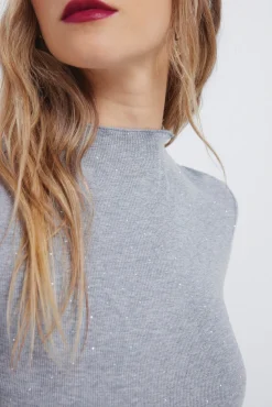 T-shirt com strass