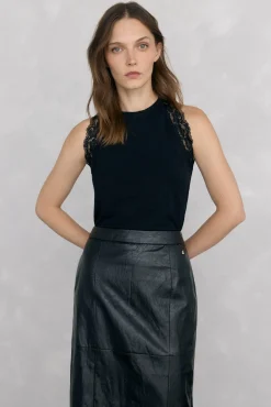 T-shirt de alças com renda