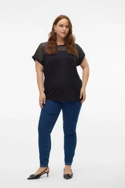 T-shirt de renda plus size