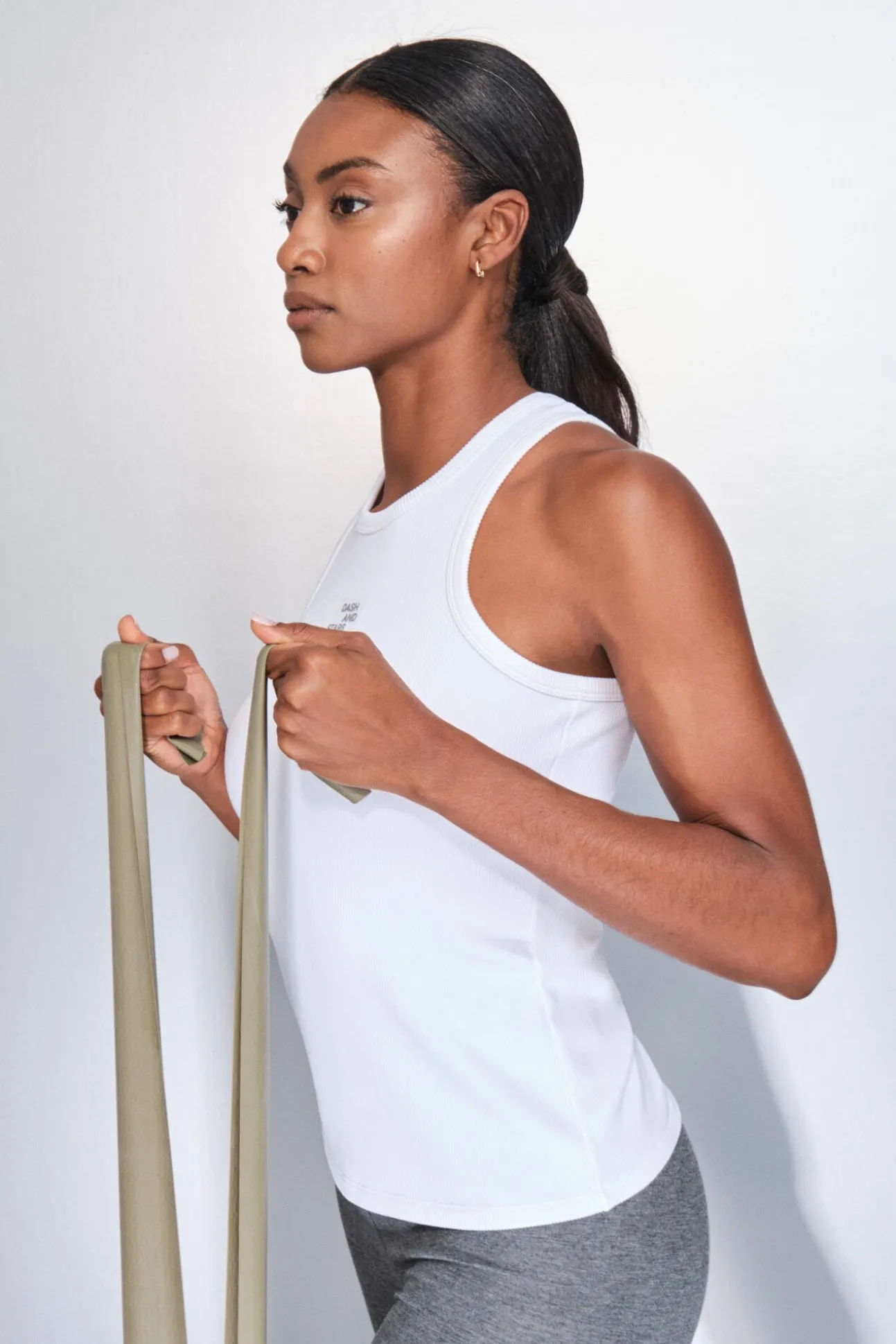 T-shirt halter de algodão canelado branco