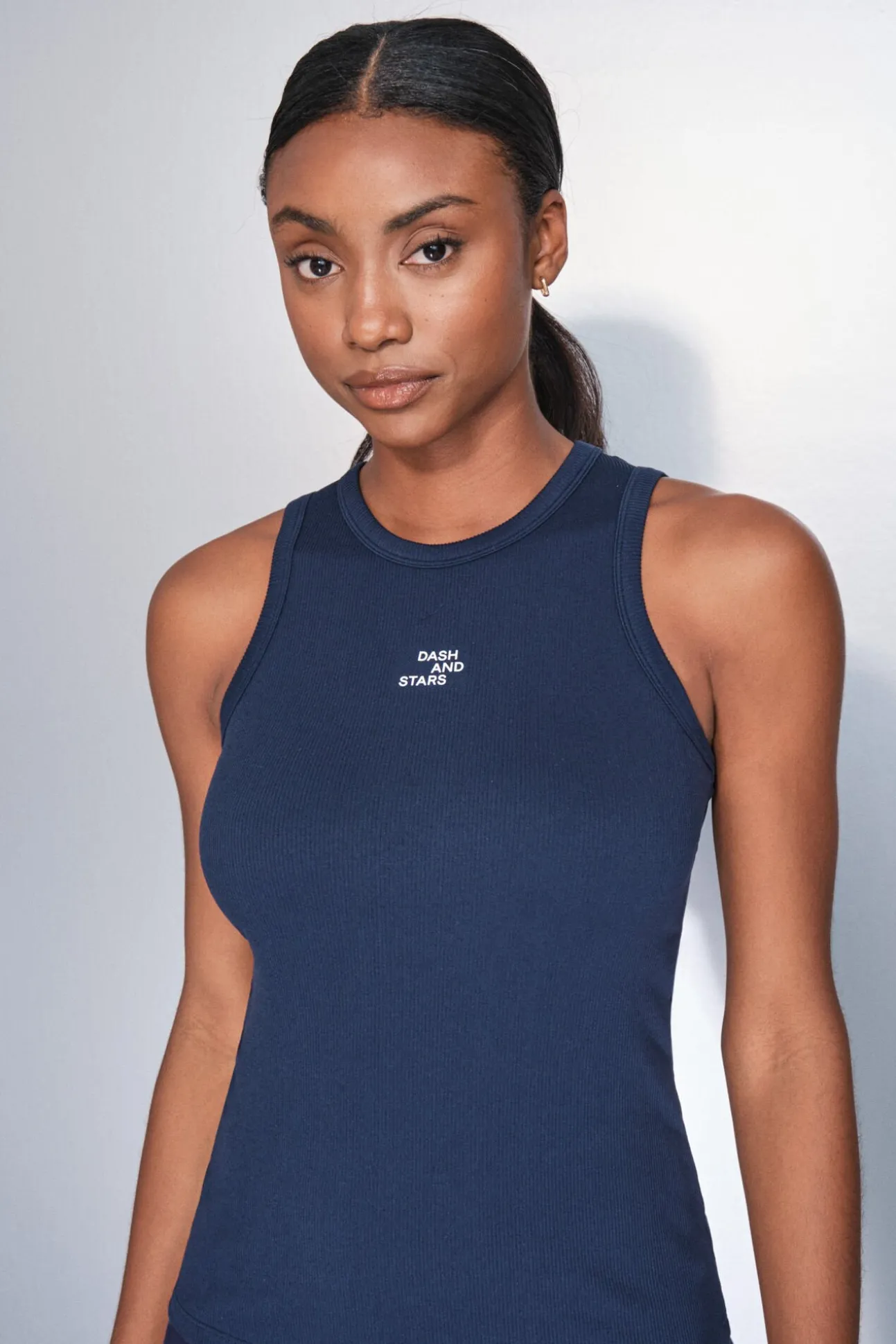 T-shirt halter de algodão canelado azul