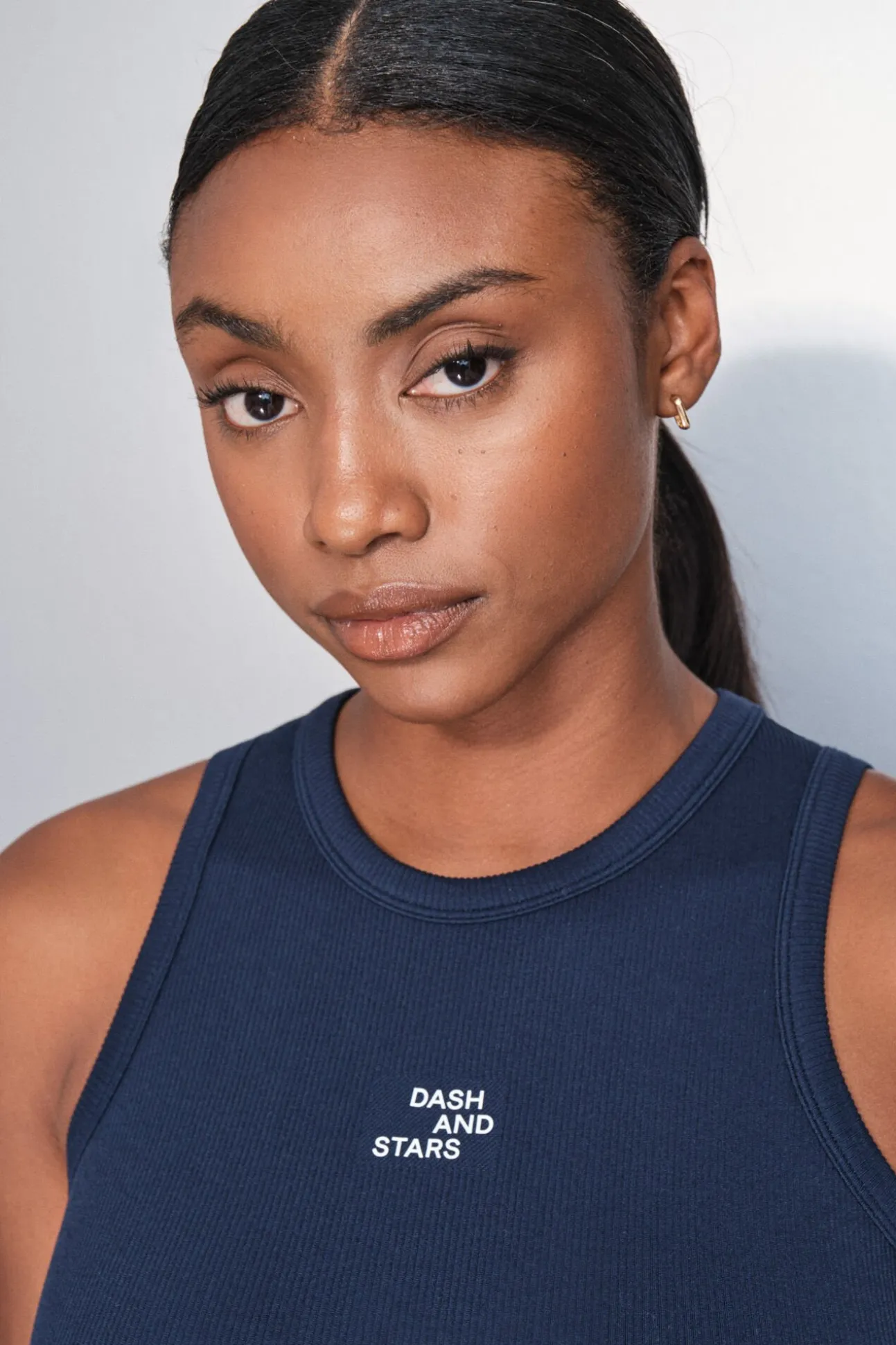 T-shirt halter de algodão canelado azul