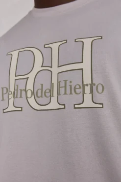 T-shirt logo
