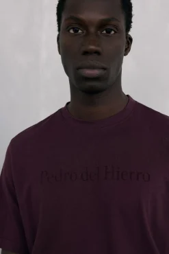 T-shirt logo