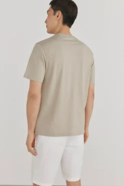 T-shirt logo relevo