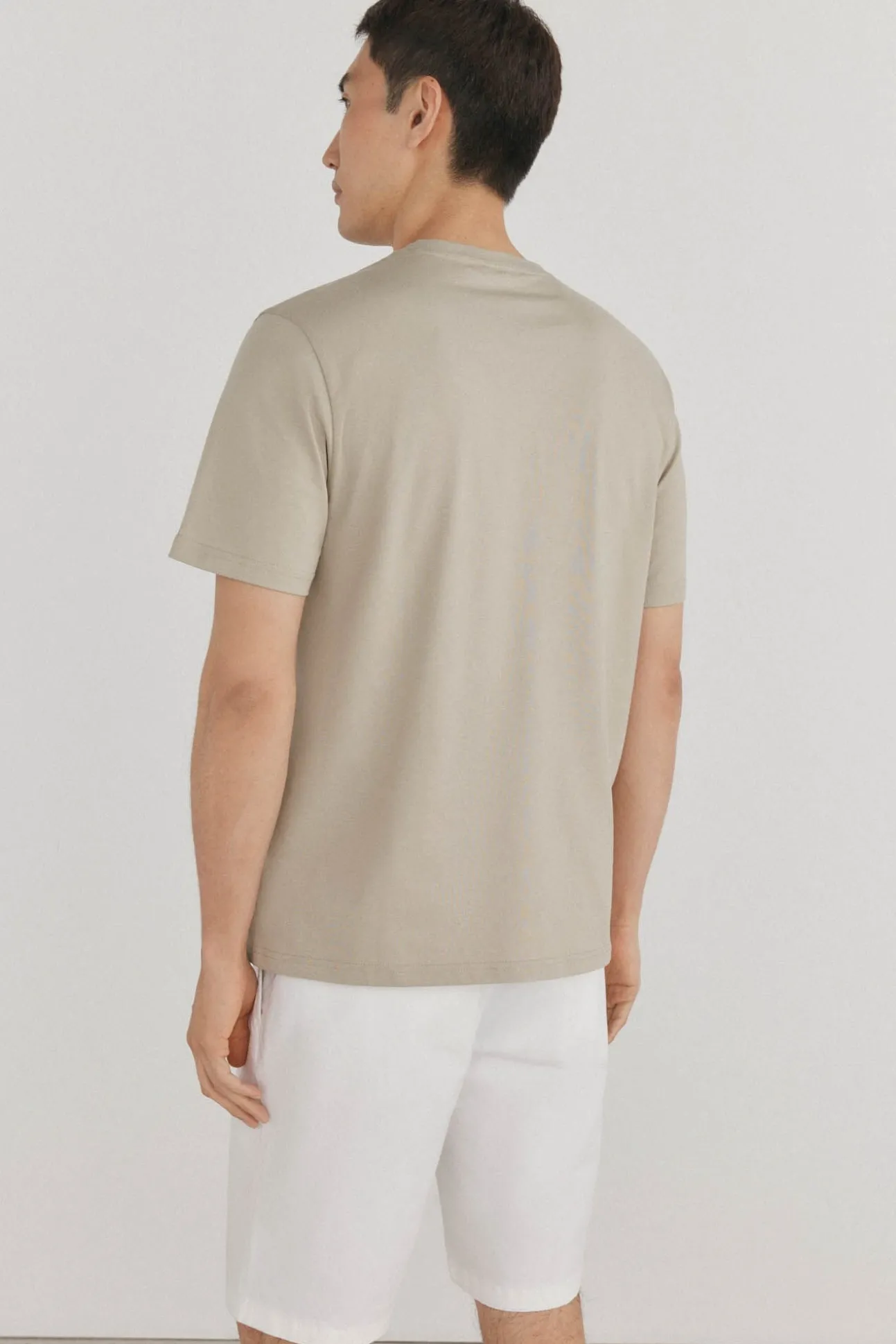 T-shirt logo relevo
