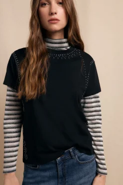 T-shirt rebites