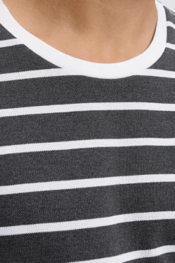 T-shirt riscas