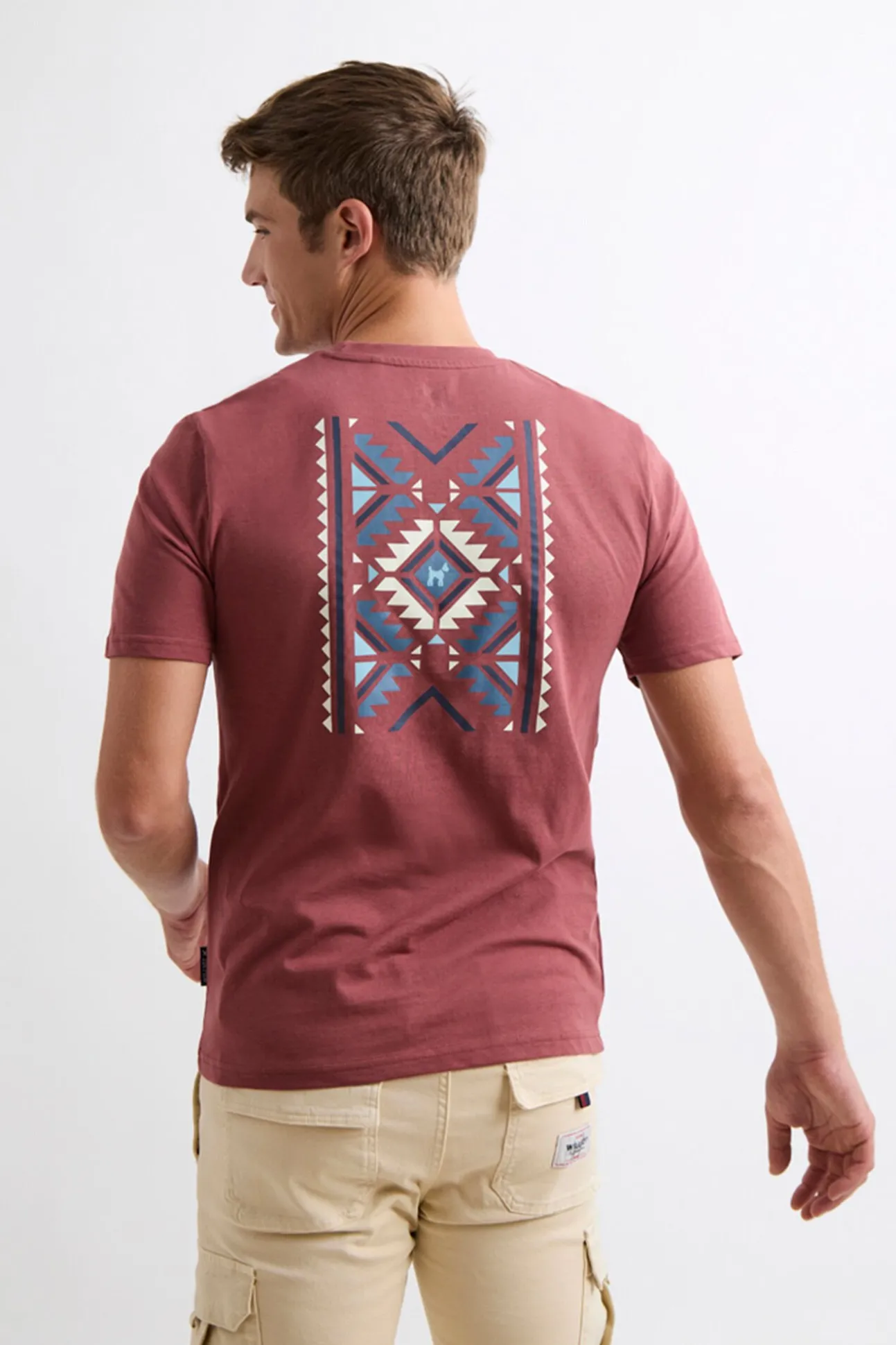 T-shirt étnica