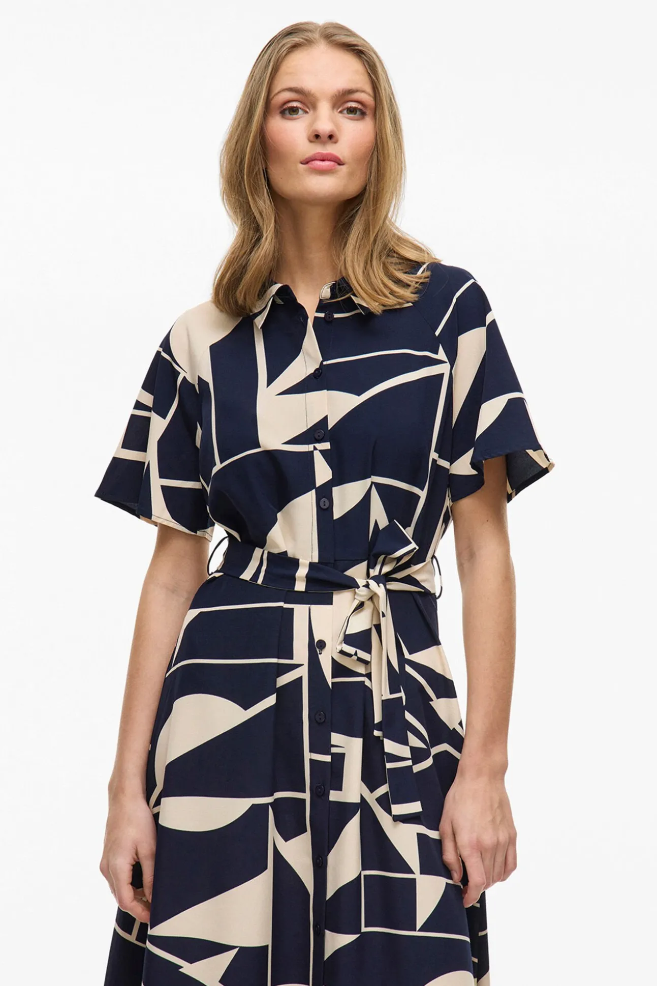 Vestido camisa midi com nó