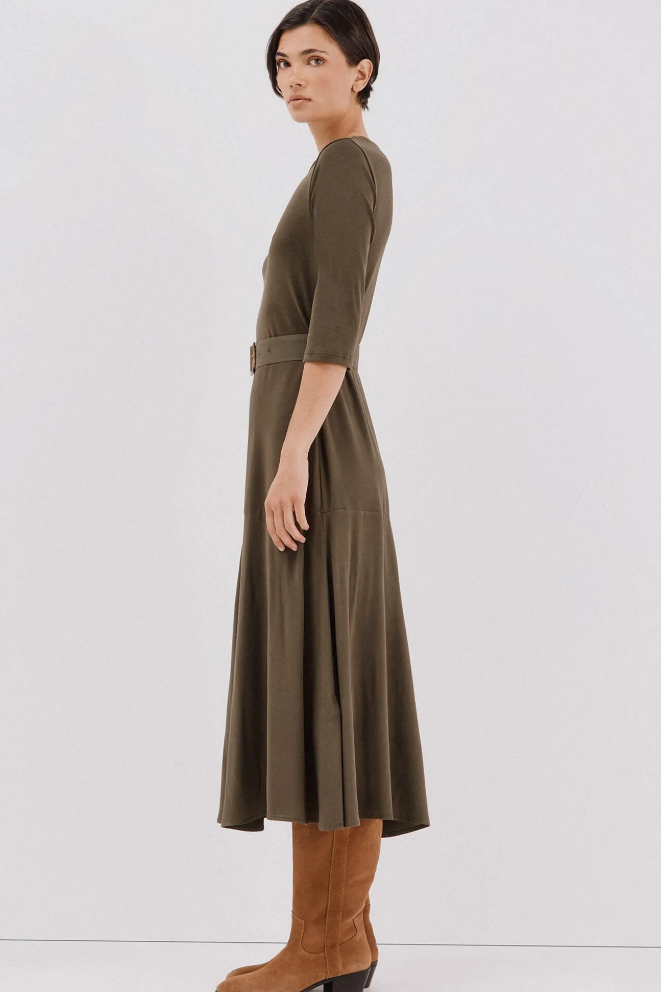 Vestido combinado com cinto