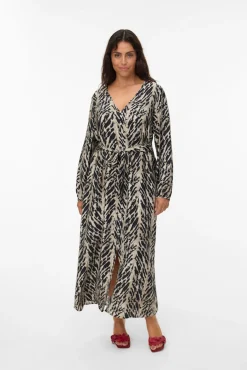 Vestido curto com decote em bico e gola manga comprida