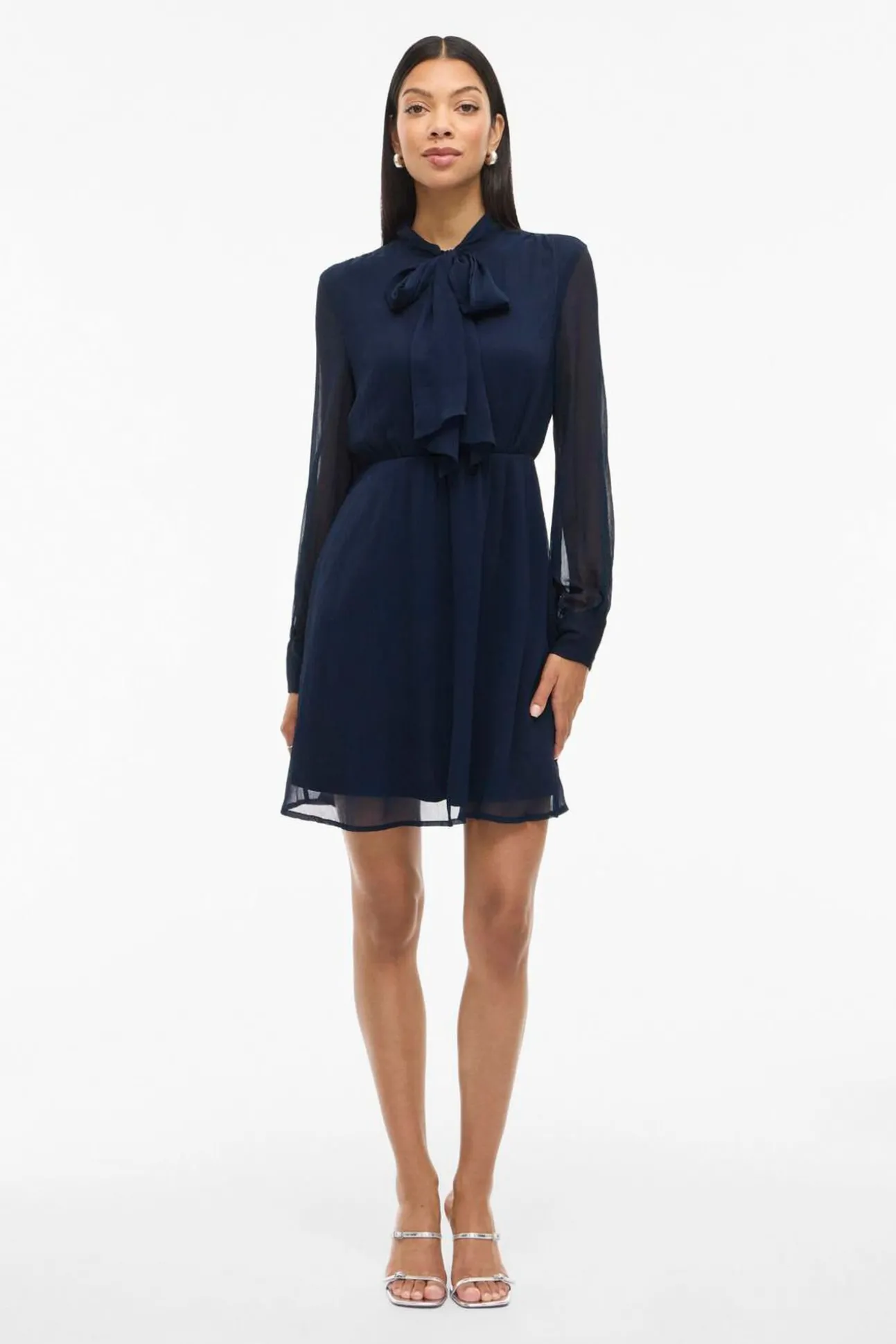 Vestido curto de chiffon