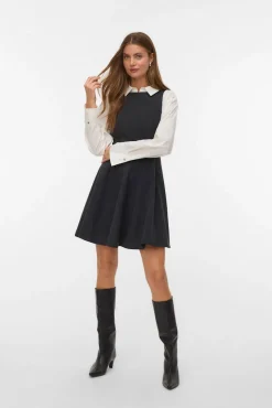 Vestido curto evasê