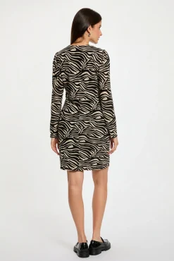 Vestido curto justo