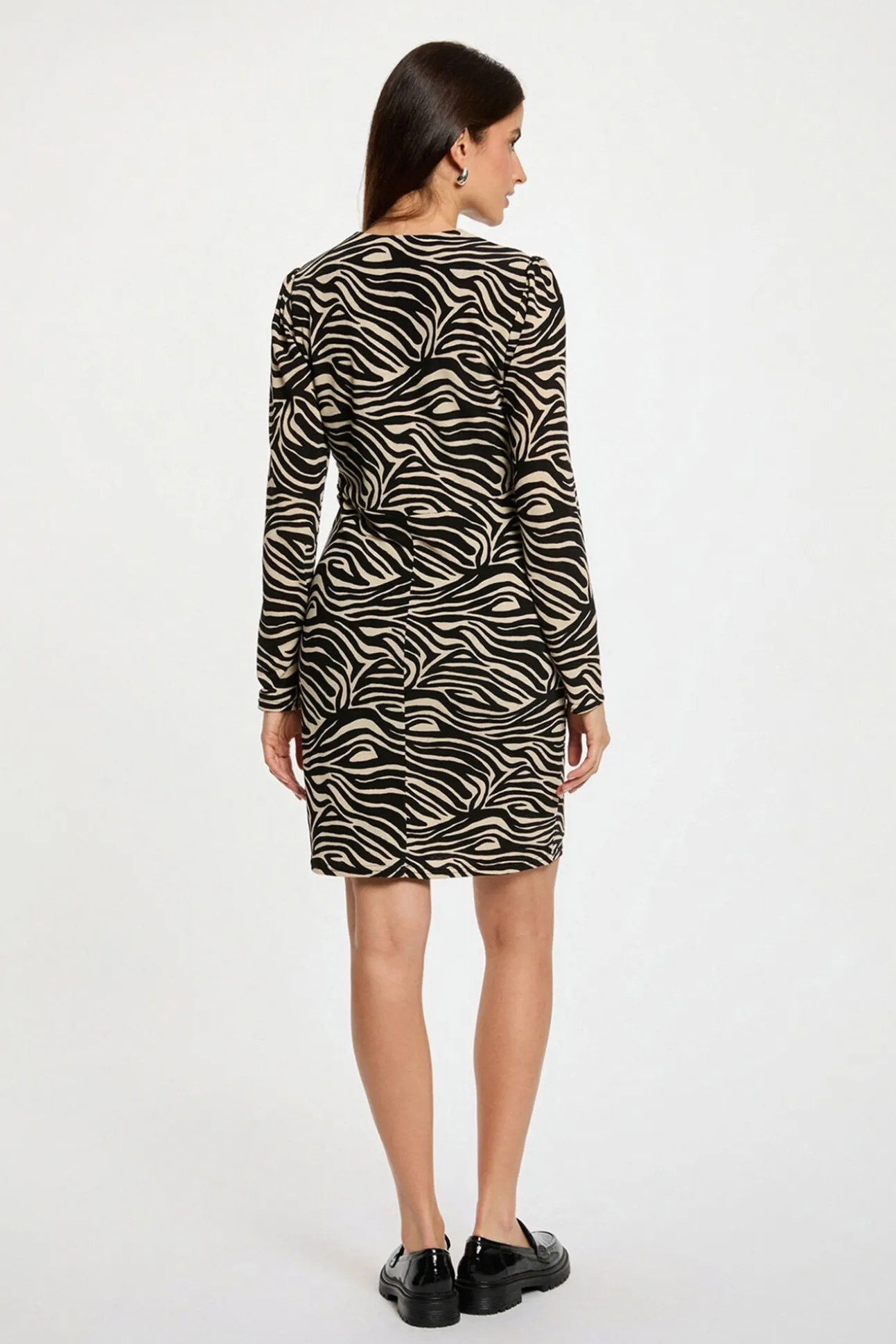 Vestido curto justo