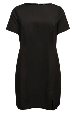 Vestido curto plus size