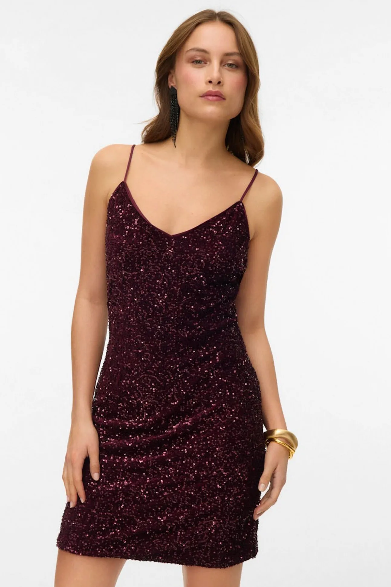 Vestido de alças de lantejoulas