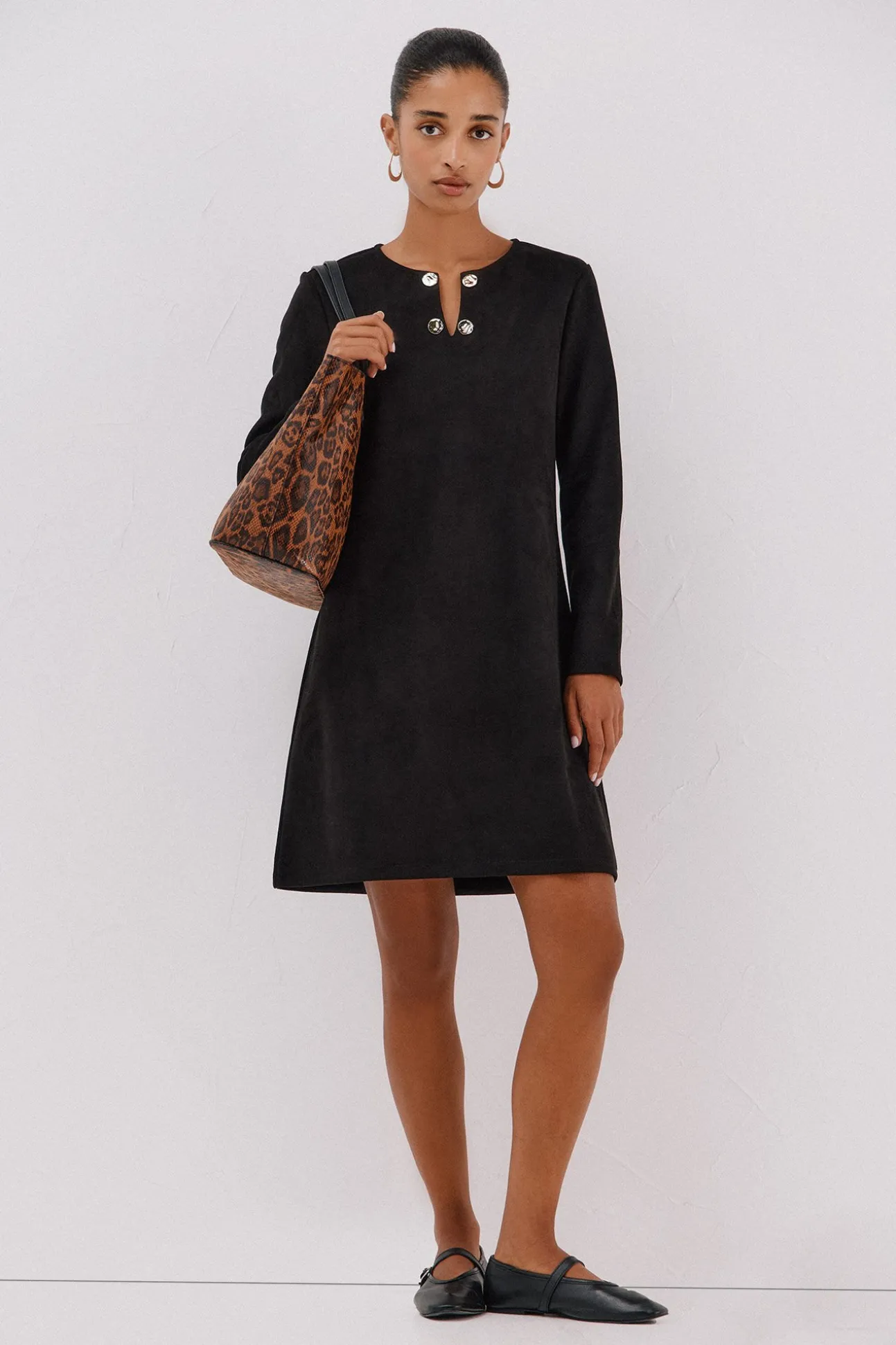Vestido de camurça