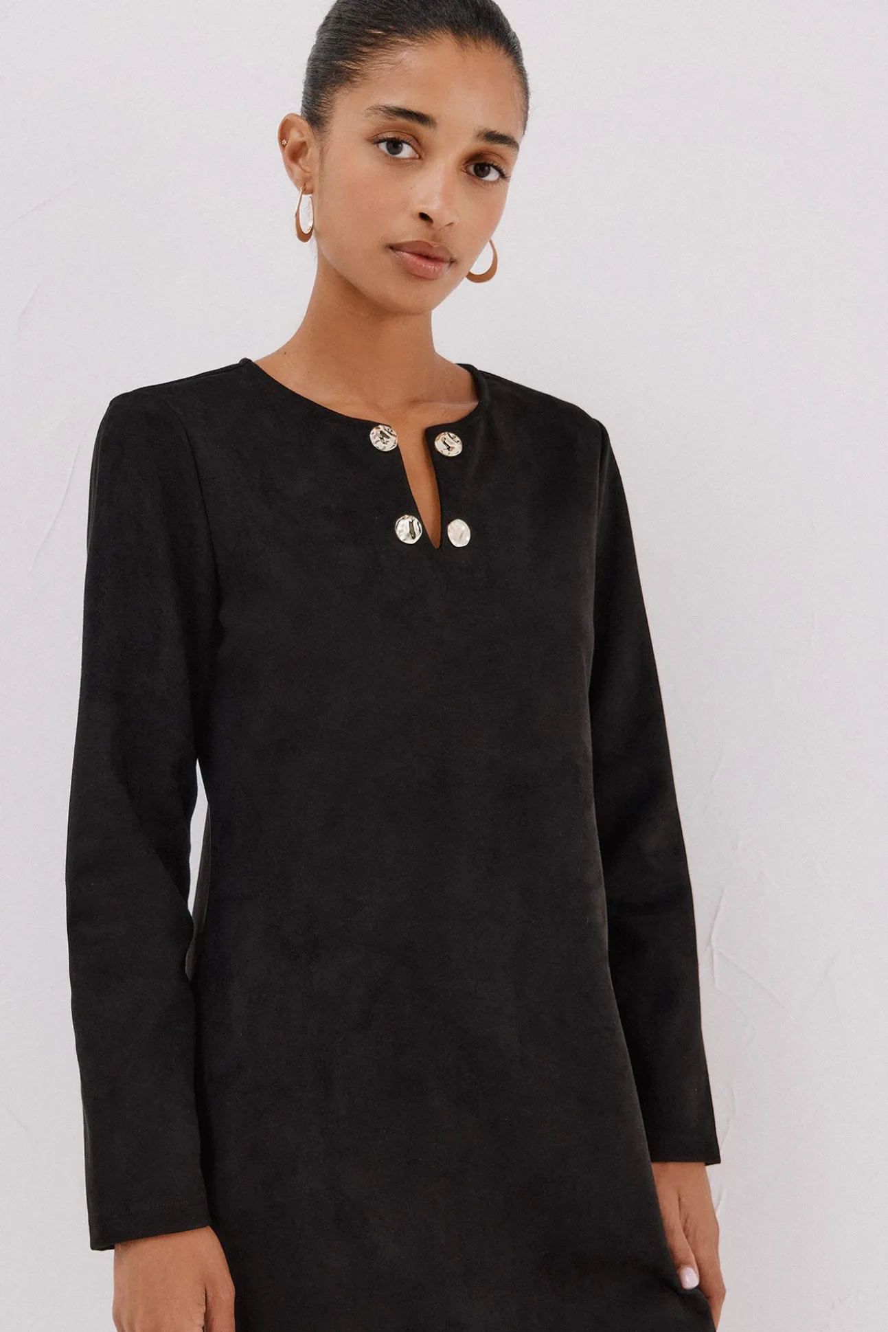 Vestido de camurça