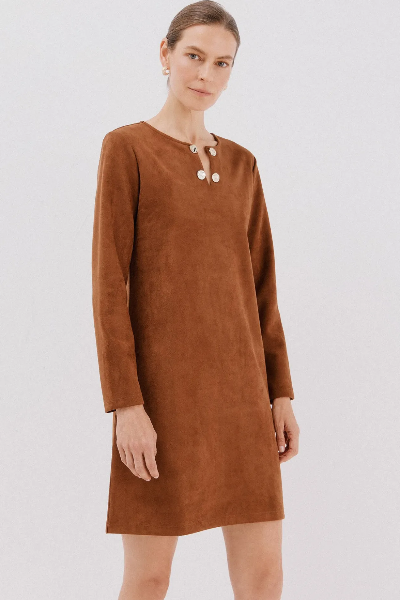 Vestido de camurça