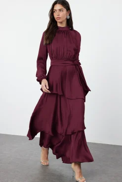 Vestido de cetim