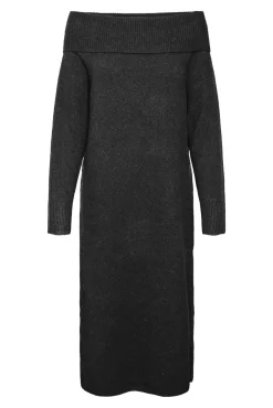 Vestido de malha com ombros caídos e curvas