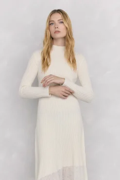 Vestido de malha com pontos caídos
