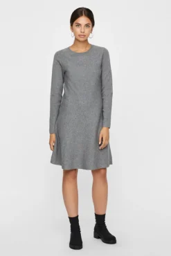 Vestido de malha de gola redonda