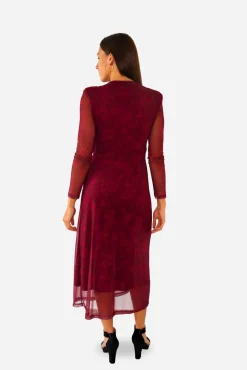 Vestido de tule com estampado floral
