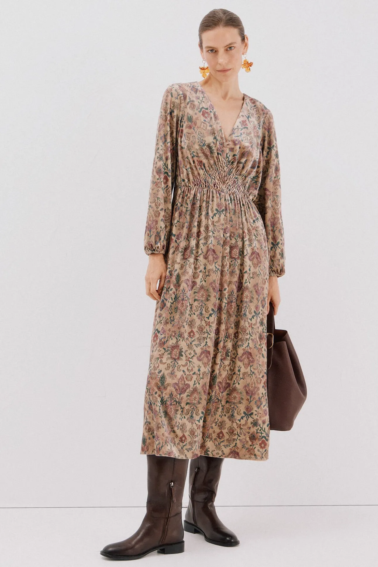 Vestido de veludo estampado