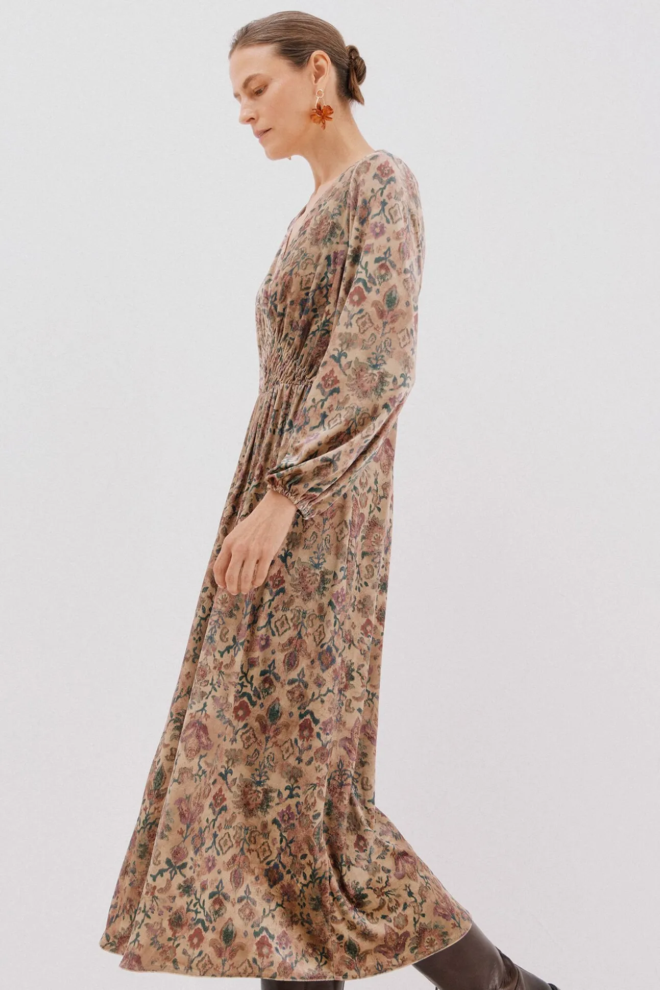 Vestido de veludo estampado